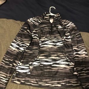 Women’s M FILA pullover with half zip and pockets